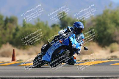 media/Nov-06-2022-SoCal Trackdays (Sun) [[208d2ccc26]]/Turn 7 Set 1 (1050am)/